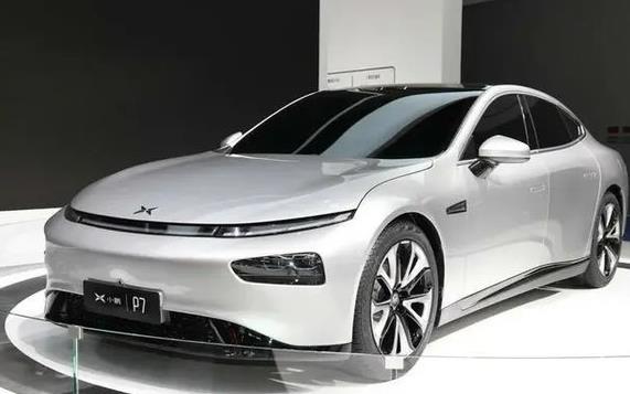 小鵬汽車是誰創(chuàng)立的？小鵬P7電池能用幾年