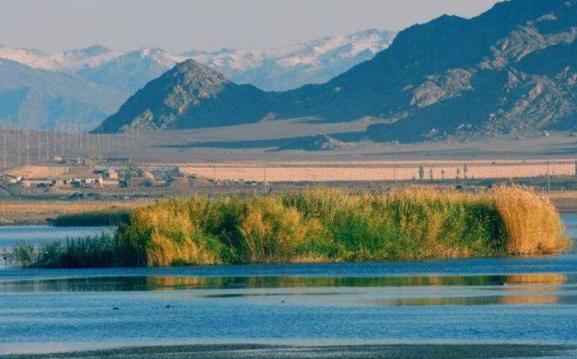 可可托海屬于哪個(gè)地區(qū)？可可托海在伊犁嗎